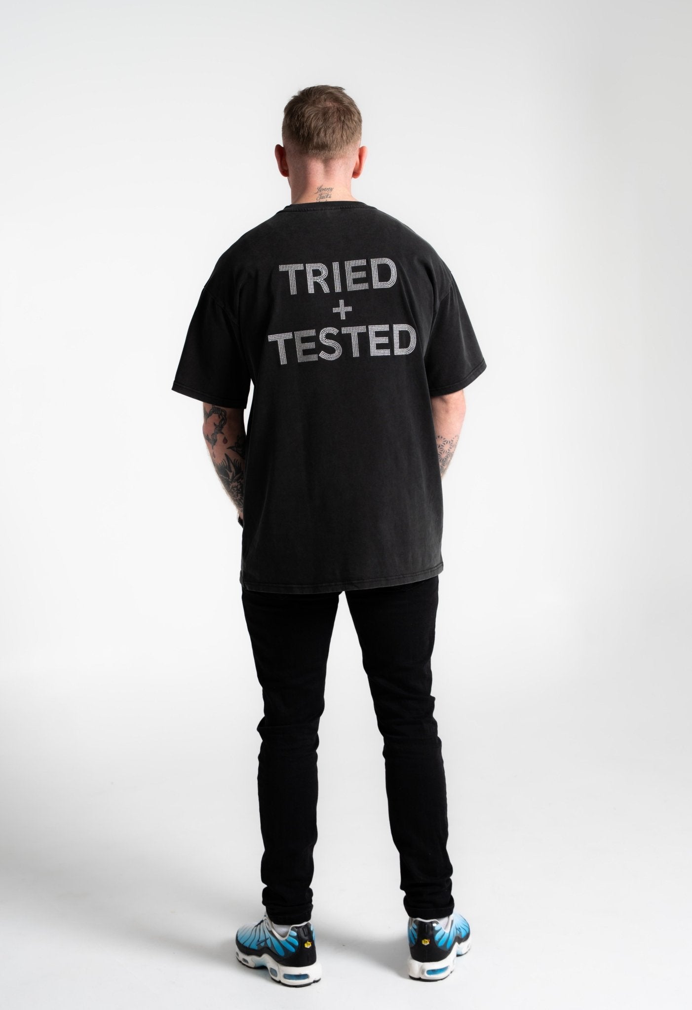 VETTED EMBROIDERED VINTAGE WASHED TEE - ECLIPSE